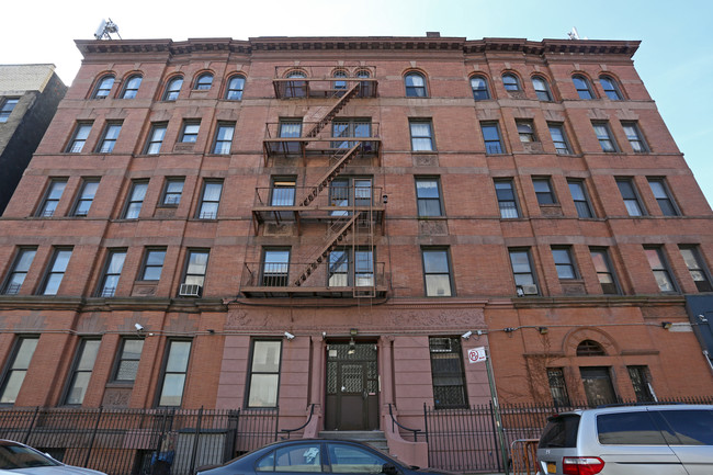 174 W 109th St in New York, NY - Building Photo - Building Photo