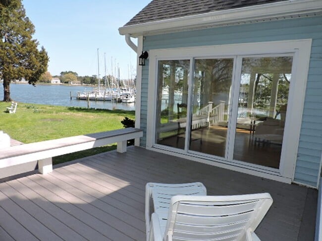 property at 8106 Terrapin Cove Rd