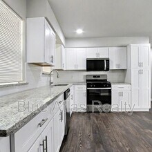 1613 Continental Dr in Blue Mound, TX - Building Photo - Building Photo