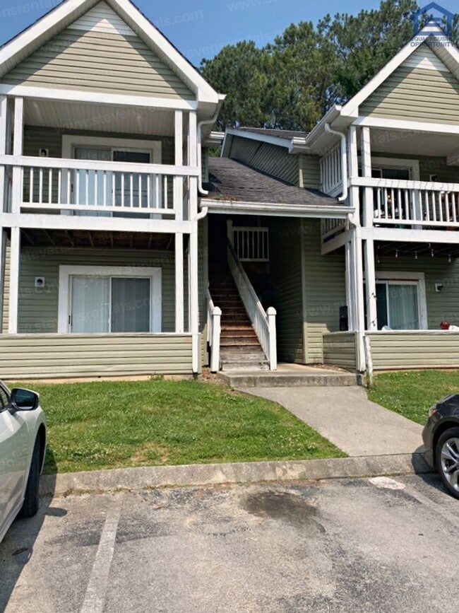 property at 430 Oriole Dr