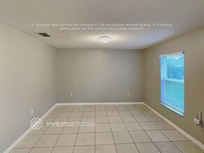 2073 Hillview Cir in Deltona, FL - Building Photo - Building Photo