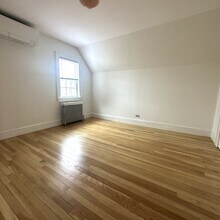 82 Salmon St, Unit Apartment for rent in Manchester, NH - Building Photo - Building Photo