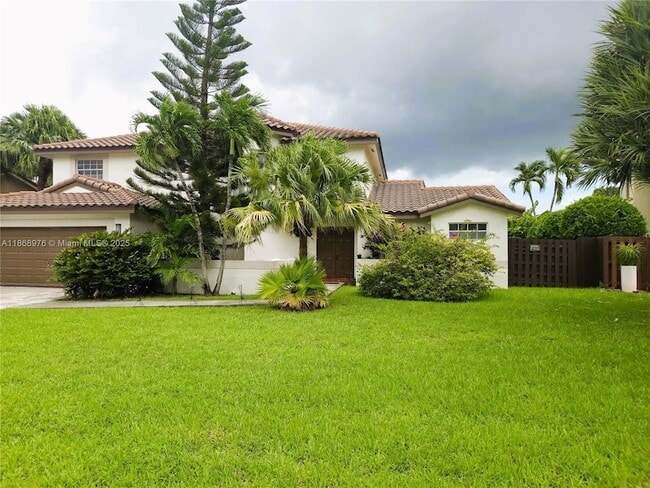 15591 SW 45th Terrace in Miami, FL - Building Photo - Building Photo