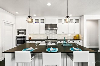 6922 E Tao St in Boise, ID - Building Photo - Building Photo