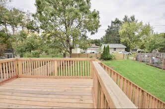 830 4th Ave E in Shakopee, MN - Building Photo - Building Photo