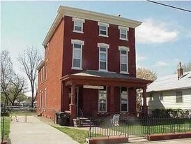 2130 Portland Ave in Louisville, KY - Building Photo