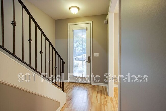 1413 Island Town Dr in Memphis, TN - Building Photo - Building Photo