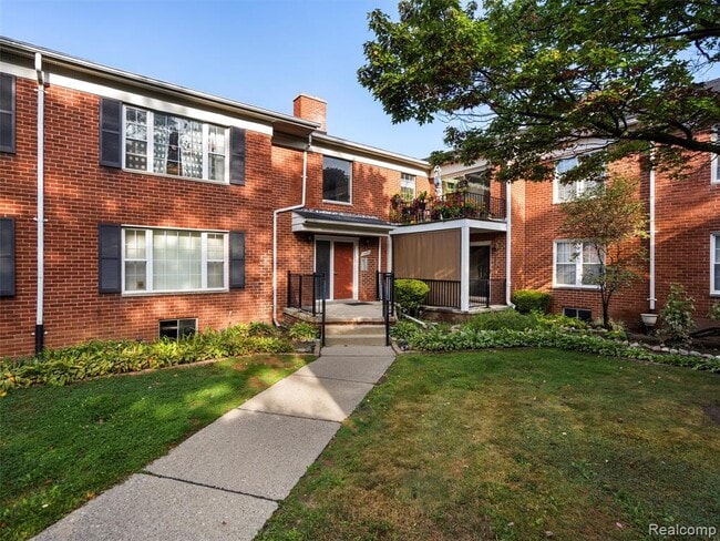 27689 Echo Valley W in Farmington Hills, MI - Building Photo - Building Photo