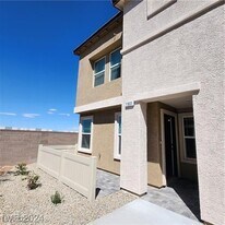 1901 Brio Vis St in Henderson, NV - Building Photo