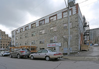 1 Duke St in Hamilton, ON - Building Photo - Building Photo