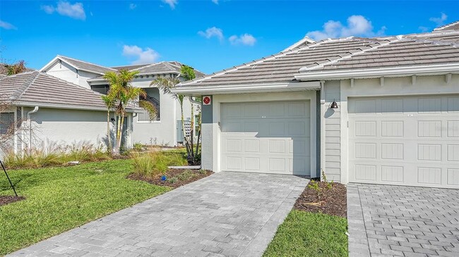 17475 Opal Sand Dr in Venice, FL - Building Photo - Building Photo