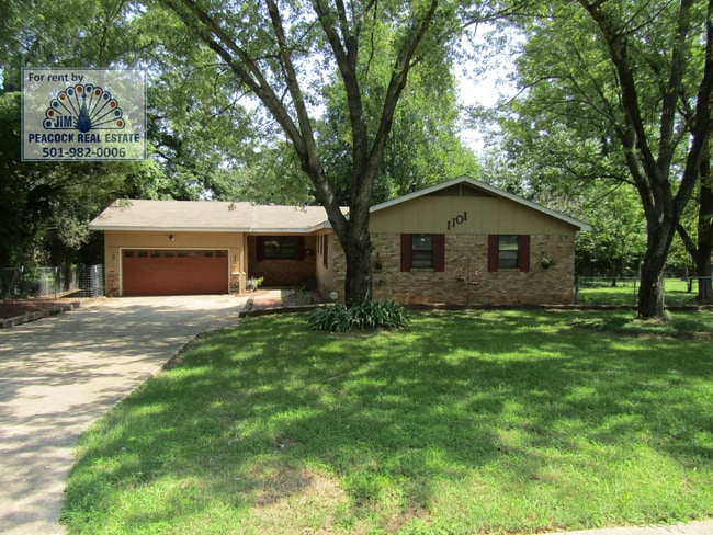 property at 1101 N Gray St