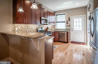 1720 Annin St in Philadelphia, PA - Foto de edificio - Building Photo