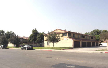 1003 W 9th St in Pomona, CA - Building Photo - Building Photo