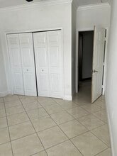 13991 SW 152nd Ter, Unit KENDALL MOVE-IN -Special in Miami, FL - Building Photo - Building Photo