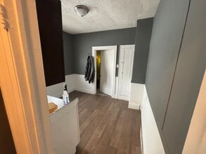 2908 Fullerton Ave-Unit -2908 Fullerton St Unit 1 in Detroit, MI - Building Photo - Building Photo