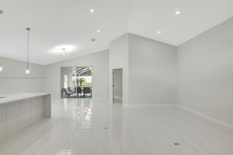 502 Oxford Dr in Davenport, FL - Building Photo - Building Photo
