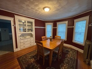 17 Stanley Ave, Unit 1 in Medford, MA - Building Photo - Building Photo