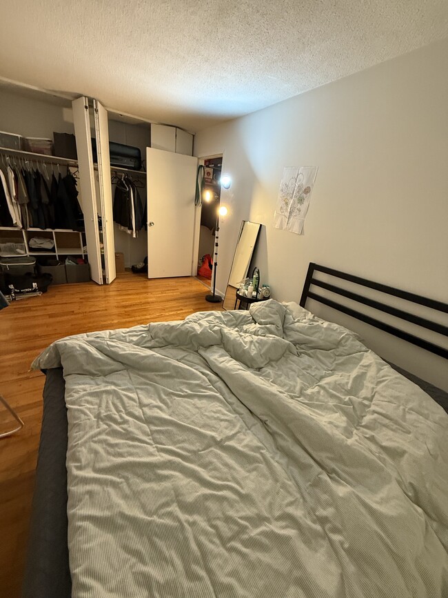 42 Putnam Ave, Unit 6 in Cambridge, MA - Foto de edificio - Building Photo