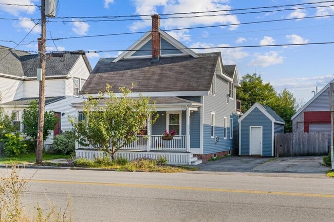 48 E St in South Portland, ME - Building Photo - Building Photo
