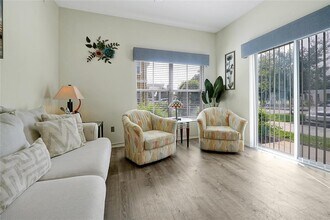 2618 Lodi Cir in Kissimmee, FL - Building Photo - Building Photo