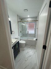 4926 Blackberry Wy in Pittsburgh, PA - Building Photo - Building Photo