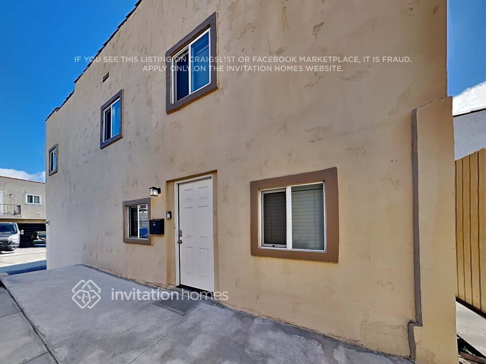 1031 W 12th St in Los Angeles, CA - Foto de edificio