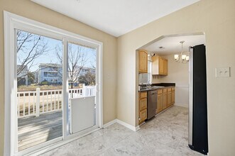 9522 6th Bay St in Norfolk, VA - Foto de edificio - Building Photo