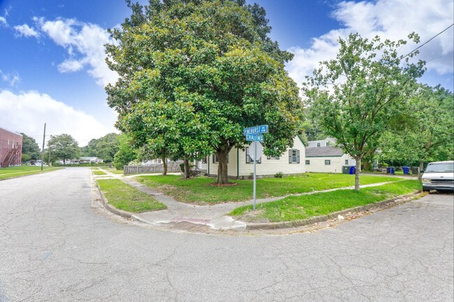 4729 Pinehurst Ave in Norfolk, VA - Building Photo - Building Photo