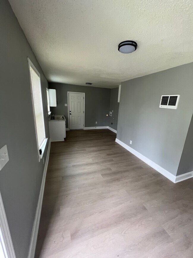 1377 Lyceum Rd in Memphis, TN - Building Photo - Building Photo