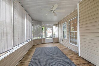 2075 Igou Crossing Dr in Chattanooga, TN - Building Photo - Building Photo