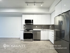 225 Malta Ave. in Brampton, ON - Building Photo - Building Photo