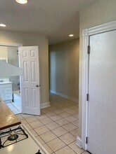 1711 Mifflin St, Unit 2nd Floor in Philadelphia, PA - Foto de edificio - Building Photo