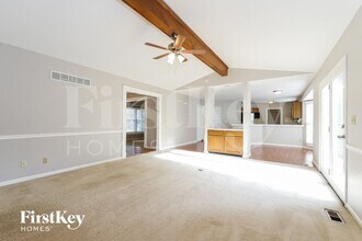 612 Timberidge Dr in St. Charles, MO - Building Photo - Building Photo