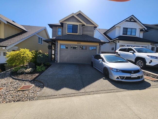 1202 Bombardier Cres in Victoria, BC - Building Photo - Building Photo