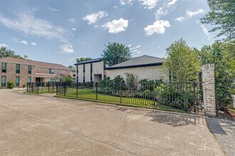 14132 Bluebird Ln in Houston, TX - Building Photo - Building Photo