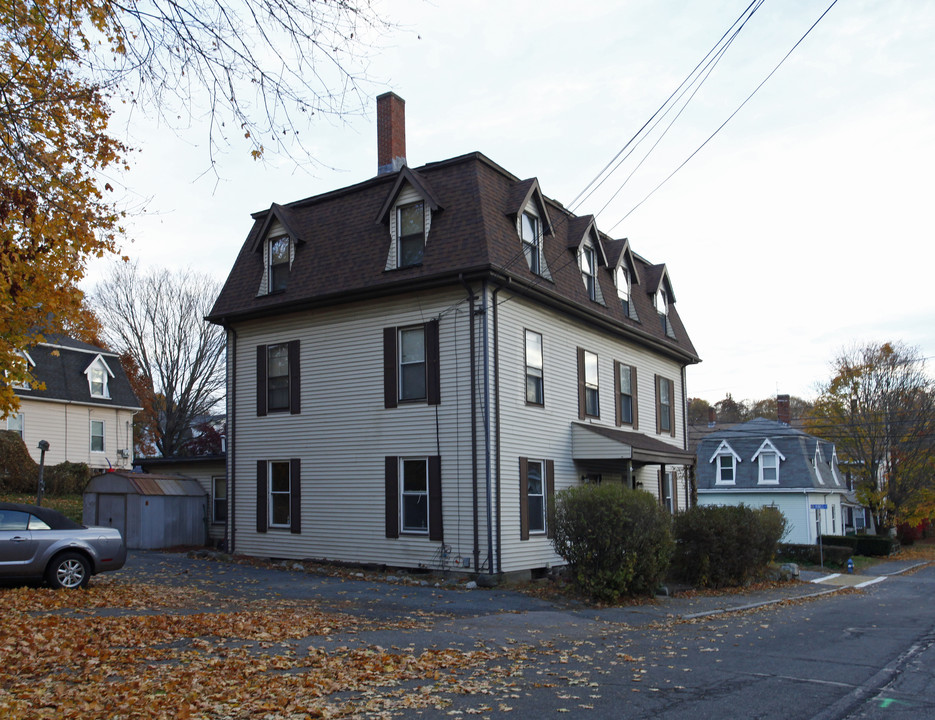 18-20 Danforth St in Framingham, MA - Building Photo