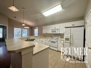 638 Batten Blvd in Pensacola, FL - Building Photo - Building Photo