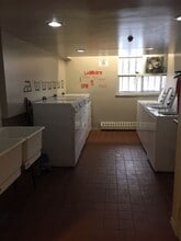 3121 Kirwin Ave in Mississauga, ON - Building Photo - Building Photo