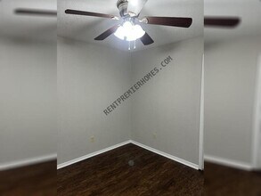 2437 NW 112th St in Oklahoma City, OK - Building Photo - Building Photo