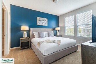 2300 Tapestry Park Dr, Unit 2250-403 in Land O Lakes, FL - Foto de edificio - Building Photo