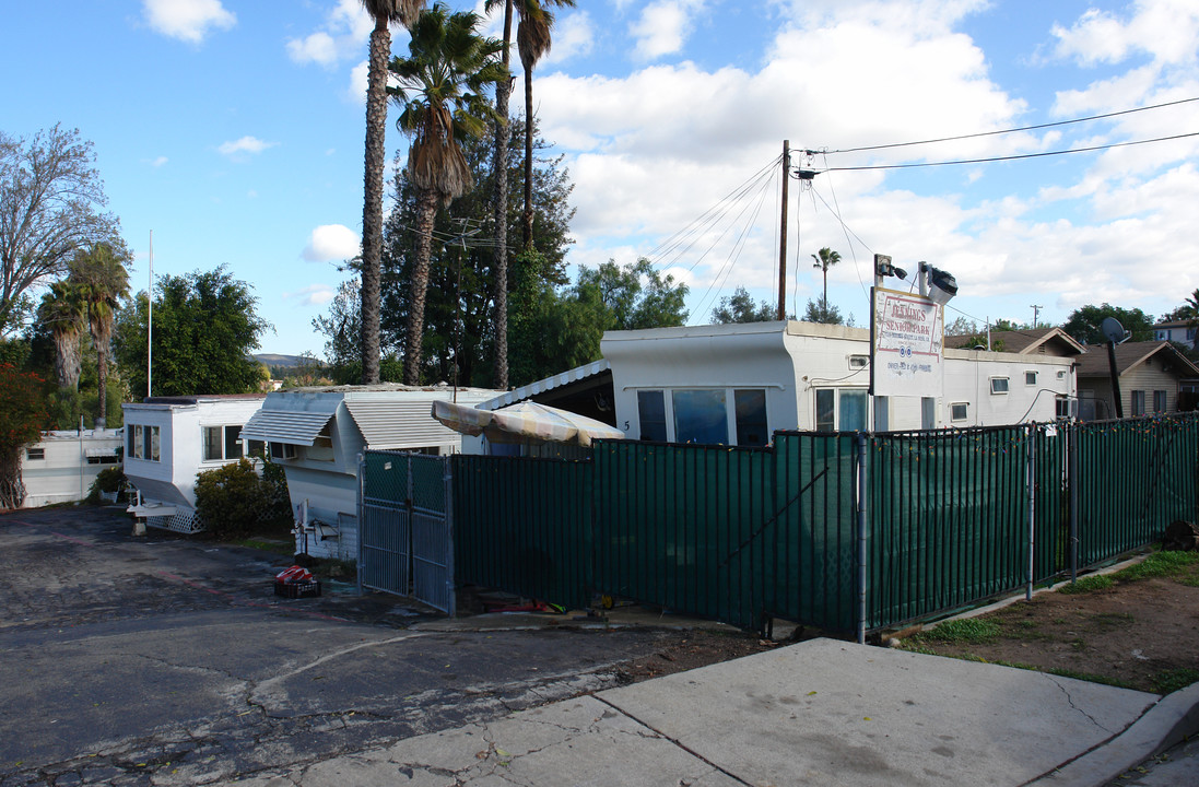 Jennings Senior Park in La Mesa, CA - Building Photo