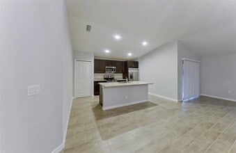 227 Pennfield St in Lehigh Acres, FL - Building Photo - Building Photo