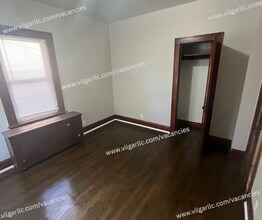 1160 E Delaware St in Gary, IN - Building Photo - Building Photo