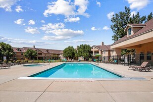 Rose Cove Apartment Homes in Farmington, UT - Building Photo