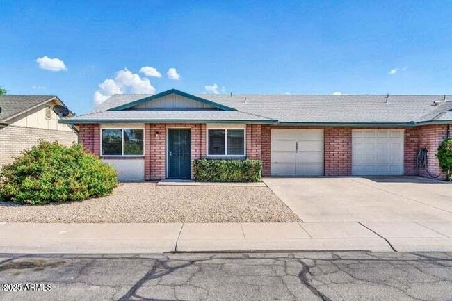 property at 9639 W Cinnabar Ave