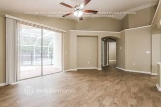 2502 Clareside Dr in Valrico, FL - Building Photo - Building Photo