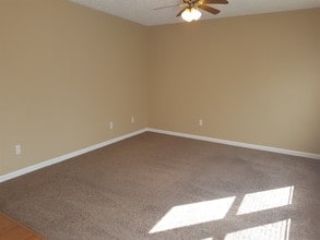 5192 Summerset Dr in Tipp City, OH - Building Photo - Building Photo