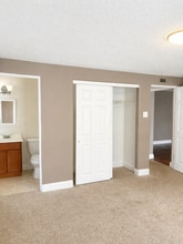 978 Warder Ave in University City, MO - Building Photo - Building Photo