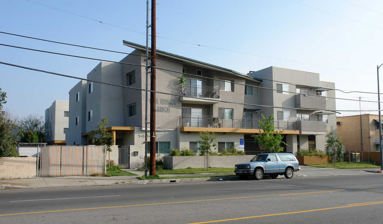 Saticoy Gardens in Van Nuys, CA - Foto de edificio